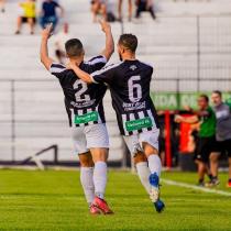 Central vence a primeira na Série D e entra no G4 do grupo A8