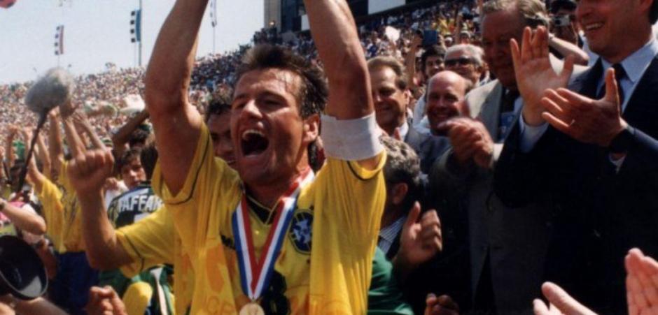 Seleção Brasileira celebra 30 anos do tetracampeonato Mundial