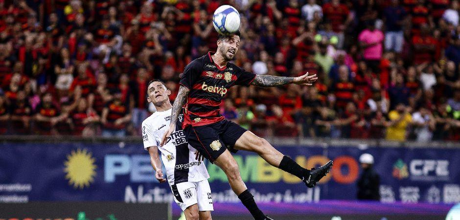 Sport enfrenta a Ponte Preta em busca de voltar ao G4 da Série B