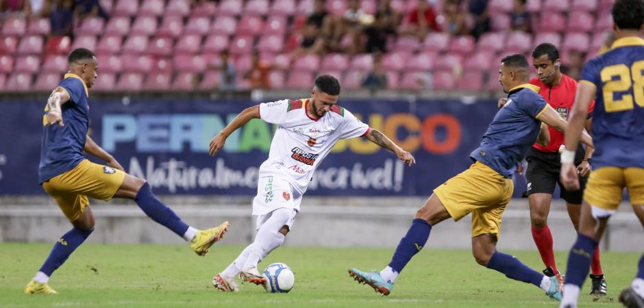 Petrolina tenta a primeira vitória no Pernambucano, enquanto o Retrô busca embalar no G6