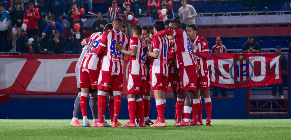 Náutico recebe Brusque nos Aflitos em jogo decisivo pelo acesso na Série C