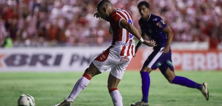 Náutico supera o Maguary e conquista vitória nos Aflitos na estreia do Pernambucano 