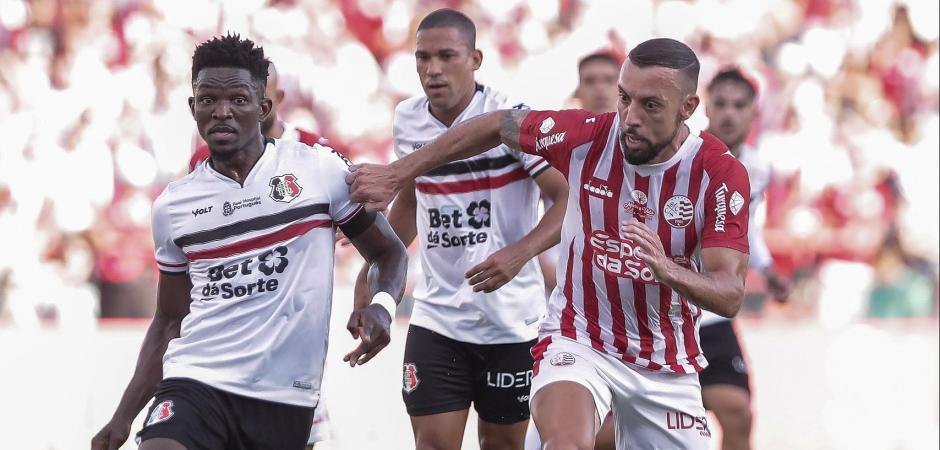 Santa Cruz e Náutico se encontram no Clássico das Emoções na Arena de Pernambuco
