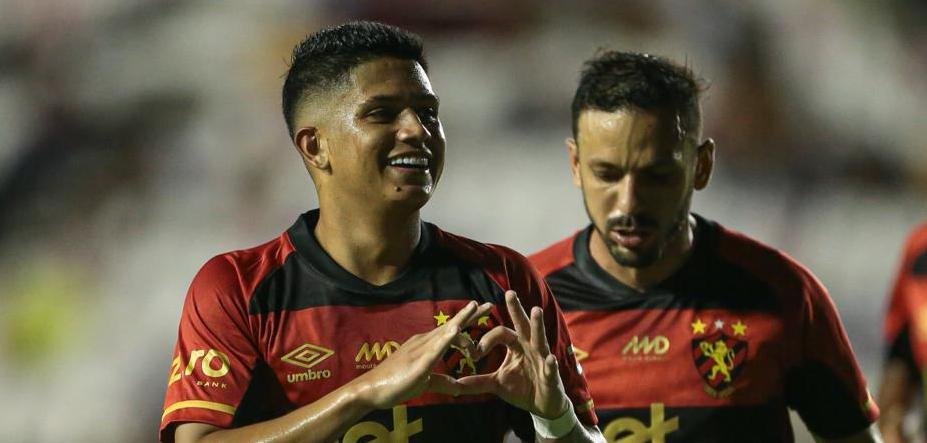 Pernambucano: Sport vence Retrô por 1 a 0 e garante vantagem para o jogo da volta
