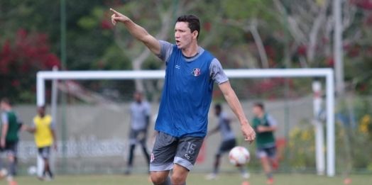 Santa Cruz recebe a Jacuipense para manter 100% em casa