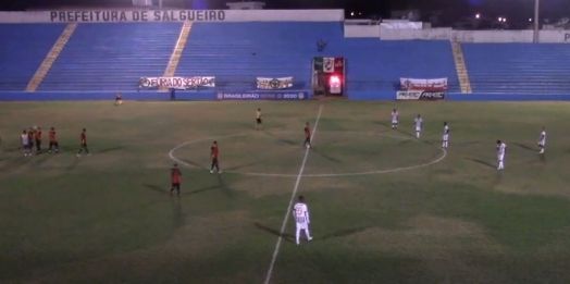 Salgueiro pressiona Globo, mas jogo termina 0 a 0