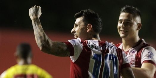 Absoluto, Náutico vence Cuiabá e deixa o Z4 da Série B