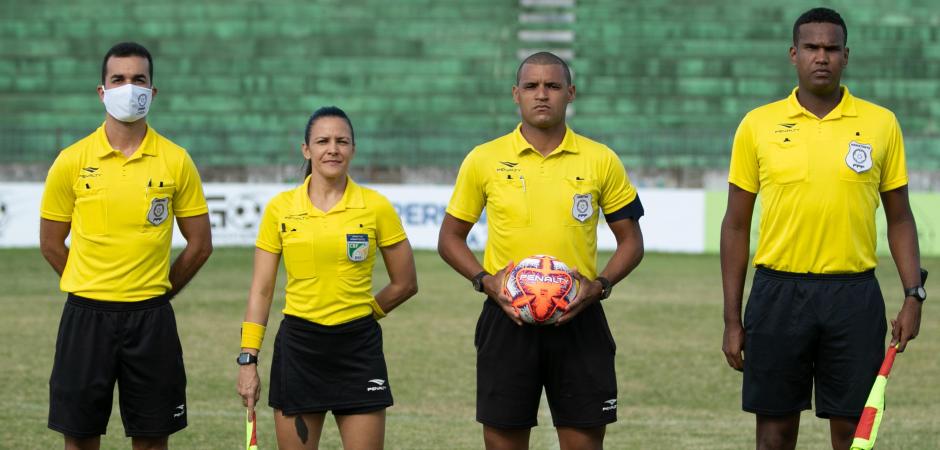 Escola de Arbitragem da FPF conta com turma em andamento