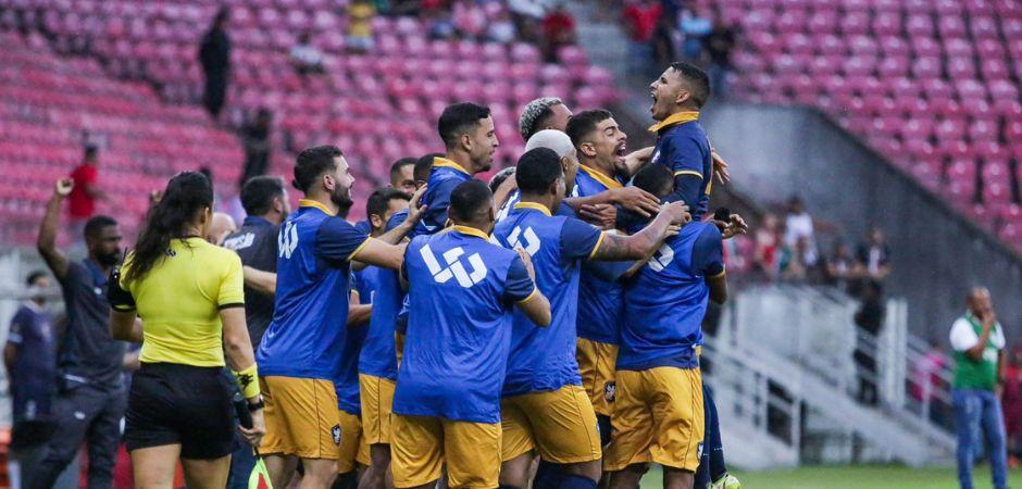 Retrô elimina Salgueiro e está novamente na final do estadual