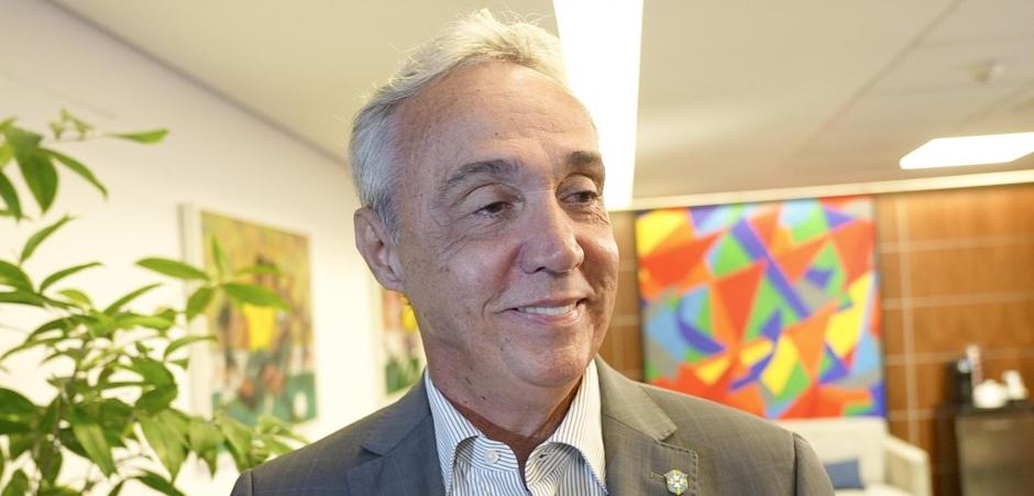 Evandro Carvalho confirma Pernambuco como candidata para receber a Copa do Mundo Feminina