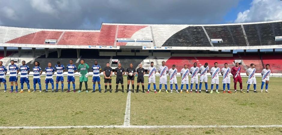 Na abertura da quarta rodada, Vitória conquista três pontos