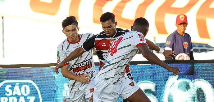 Petrolina e Santa Cruz abrem 7ª rodada do Campeonato Pernambucano