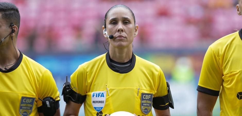 Deborah Cecília participa do curso FIFA-RAP e é escalada para Supercopa feminina