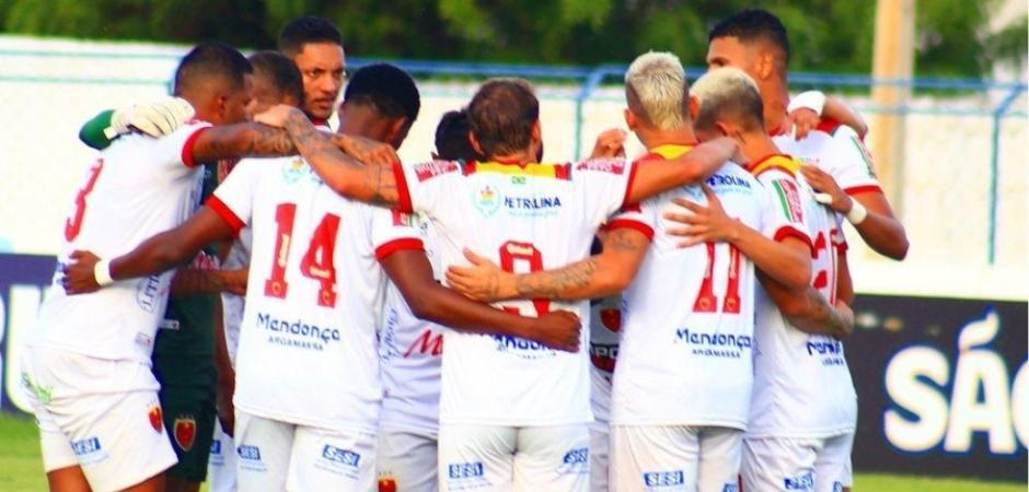 Porto e Petrolina fecham participação no Estadual